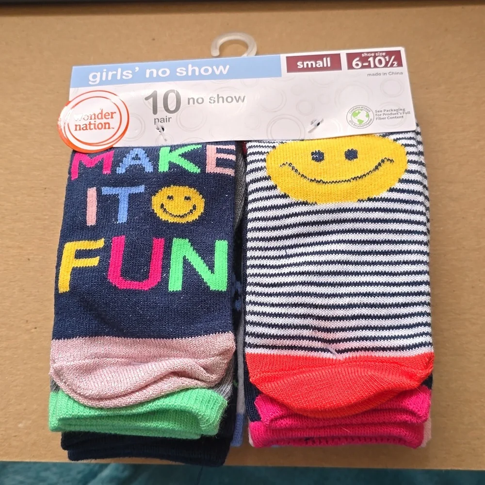 HOST PICK. NIP. Girl's Wonder Nation No Show 10 PK Socks Sz Small Size 6-10 1/2